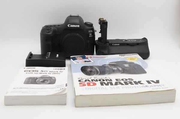 USED Canon 5D IV with Battery Grip BG-E20 (#462038001989CM)