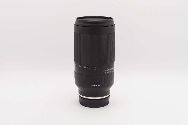 USED Tamron 70-300mm f/4.5-6.3 Di III RXD [FE] (