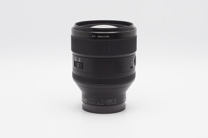 USED Sony FE 85mm f/1.4 (