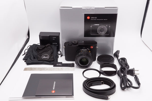 Used Leica Q2 Camera with Thumbgrip (#5391688CM)