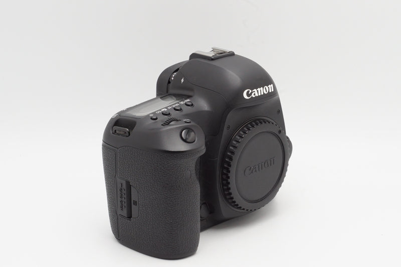 Used Canon EOS 5D Mark IV Body (